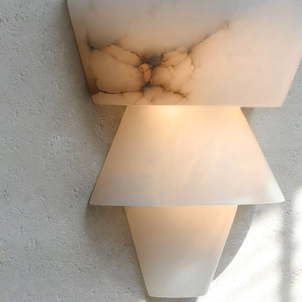 Tyver Stacked Alabaster Wall Light | Minimalist Geometric Tiered Stone Sconce